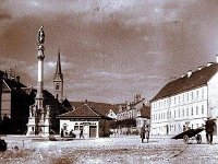 Kaptolski trg, ribarnica 1930. godine. Ribarnica je vjerojatno izgrađena 1920. godine
